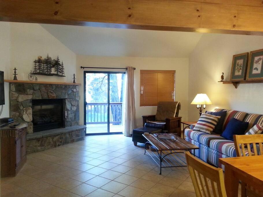 Cozy Flagstaff Home In Cool Pines - Country Club Eksteriør billede